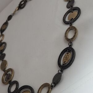 Elegant Gold and Black Women's Necklace